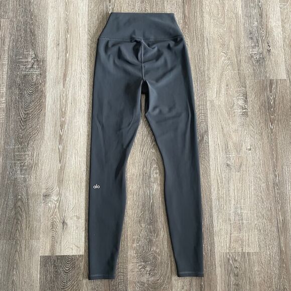 ALO Yoga Women's 7/8 High-Waist Ripped Warrior Legging Grey - Size: Small - Picture 2 of 8